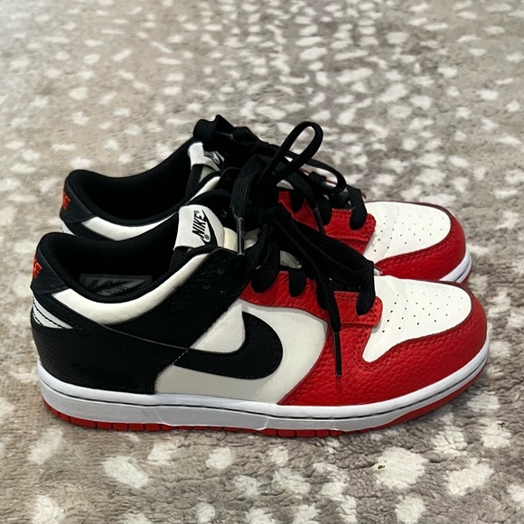 Nike Dunk - Picture 3 of 6